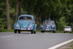 VW-Käfer und Mercedes-Benz 220 S; Baujahr 1959